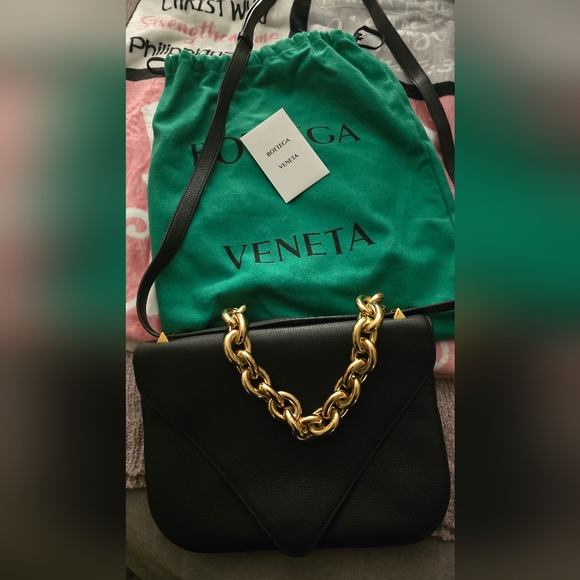 Bottega Veneta Mount Envelope Shoulder Bag - Picture 1 of 4